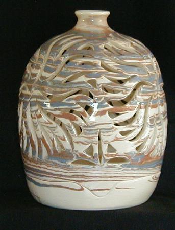 Twisted Star Round Luminary (Day - side)